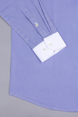 White with blue lines seamless stripe shirt