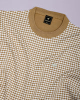 Niron Cream With White Knitted Cotton T-Shirt